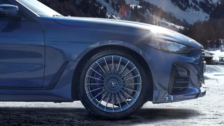 Ongeëvenaarde grip op nat wegdek met de nieuwe Quatrac Pro+