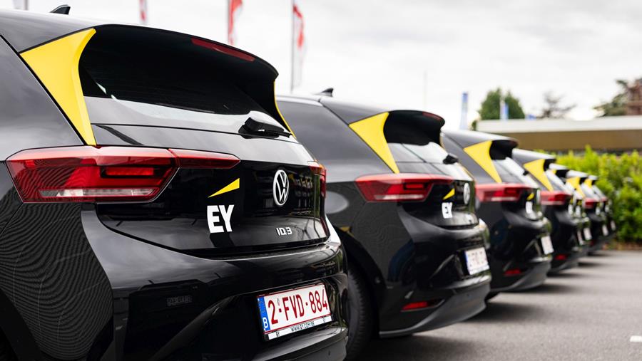 Volkswagen geeft 300 EY-starters vleugels met elektrische ID.3