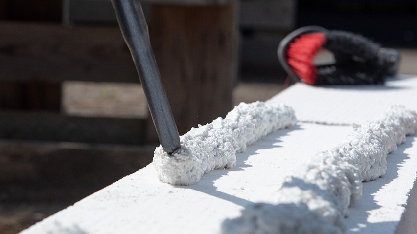 Maçonnerie sans mortier : découvrez FoamTack Pro Construct