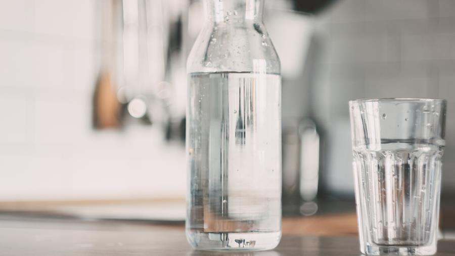 Artsen waarschuwen voor waterintoxicatie bij 'pisquiz'