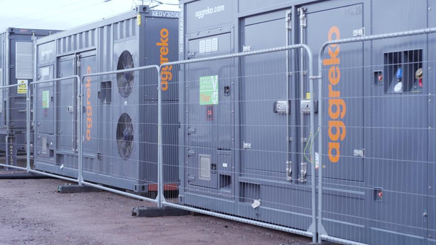 Aggreko levert HV-overbruggingsstroompakket voor de ingebruikname van Europa's grootste batterij-energieopslagproject