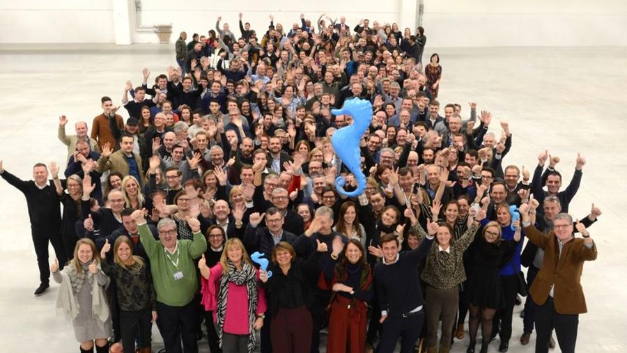 VAN MARCKE A ÉTÉ NOMINÉE POUR LE TITRE DE 'ENTREPRISE DE L'ANNÉE'.